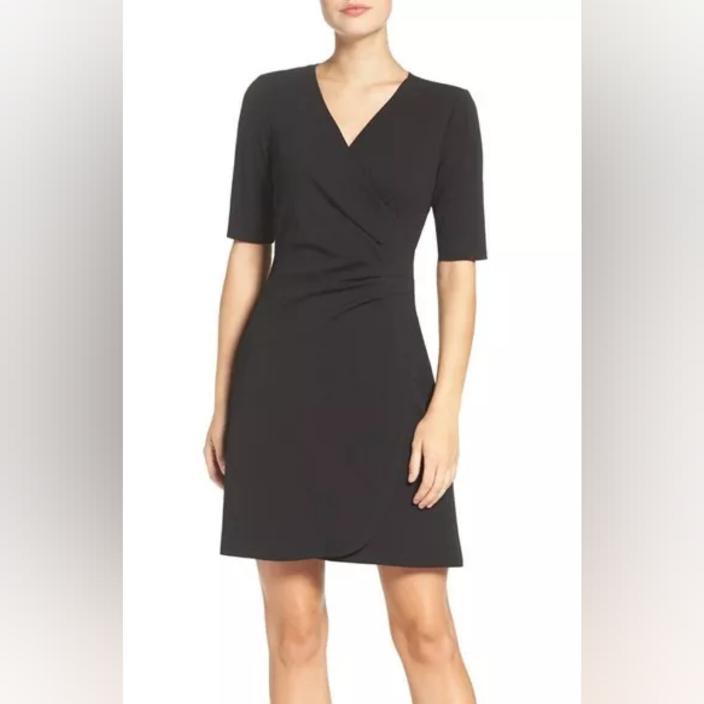 Adrianna Papell Short Sleeve Fit and Flare Dress.(AP1D100146)